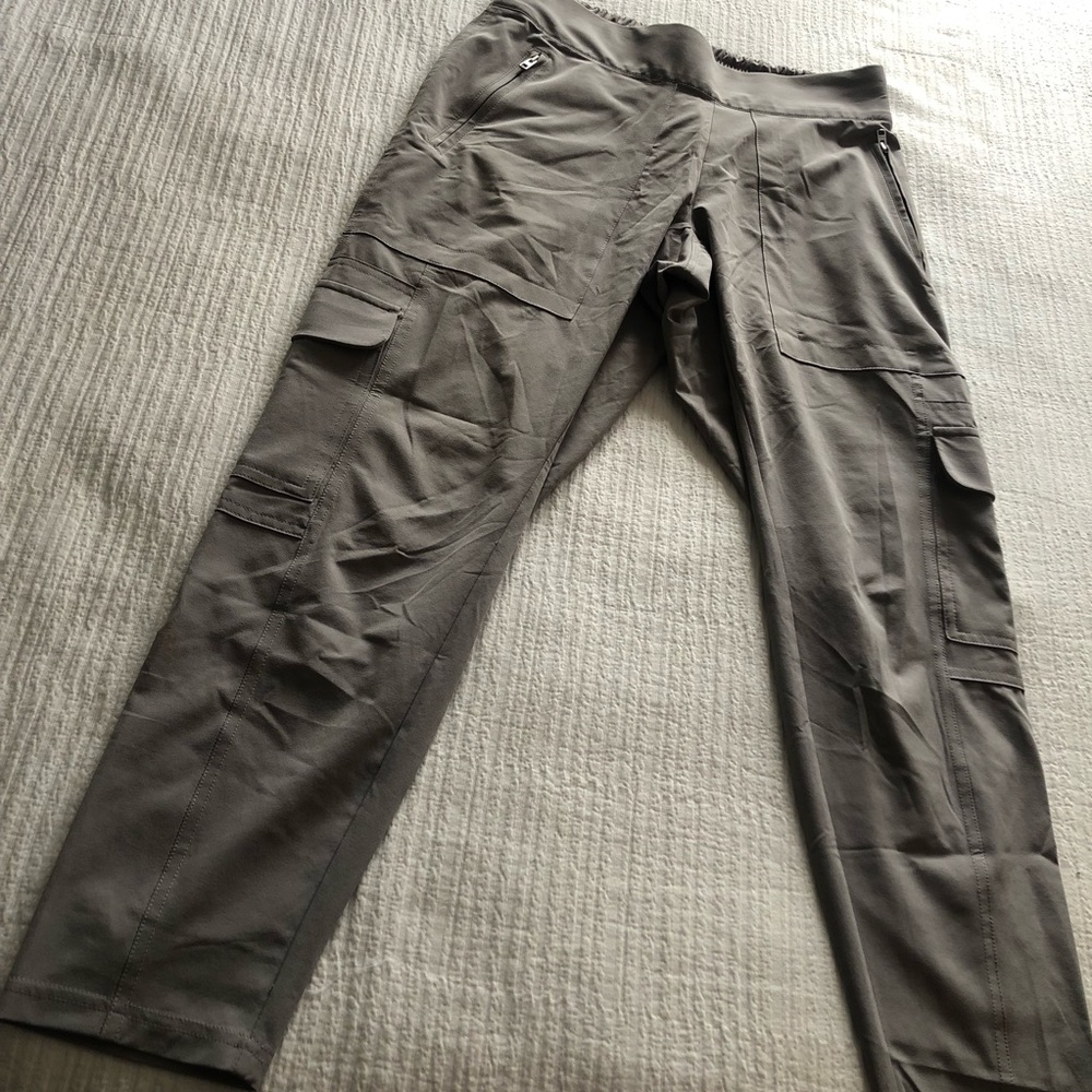 Athleta Chelsea Cargo Pant
